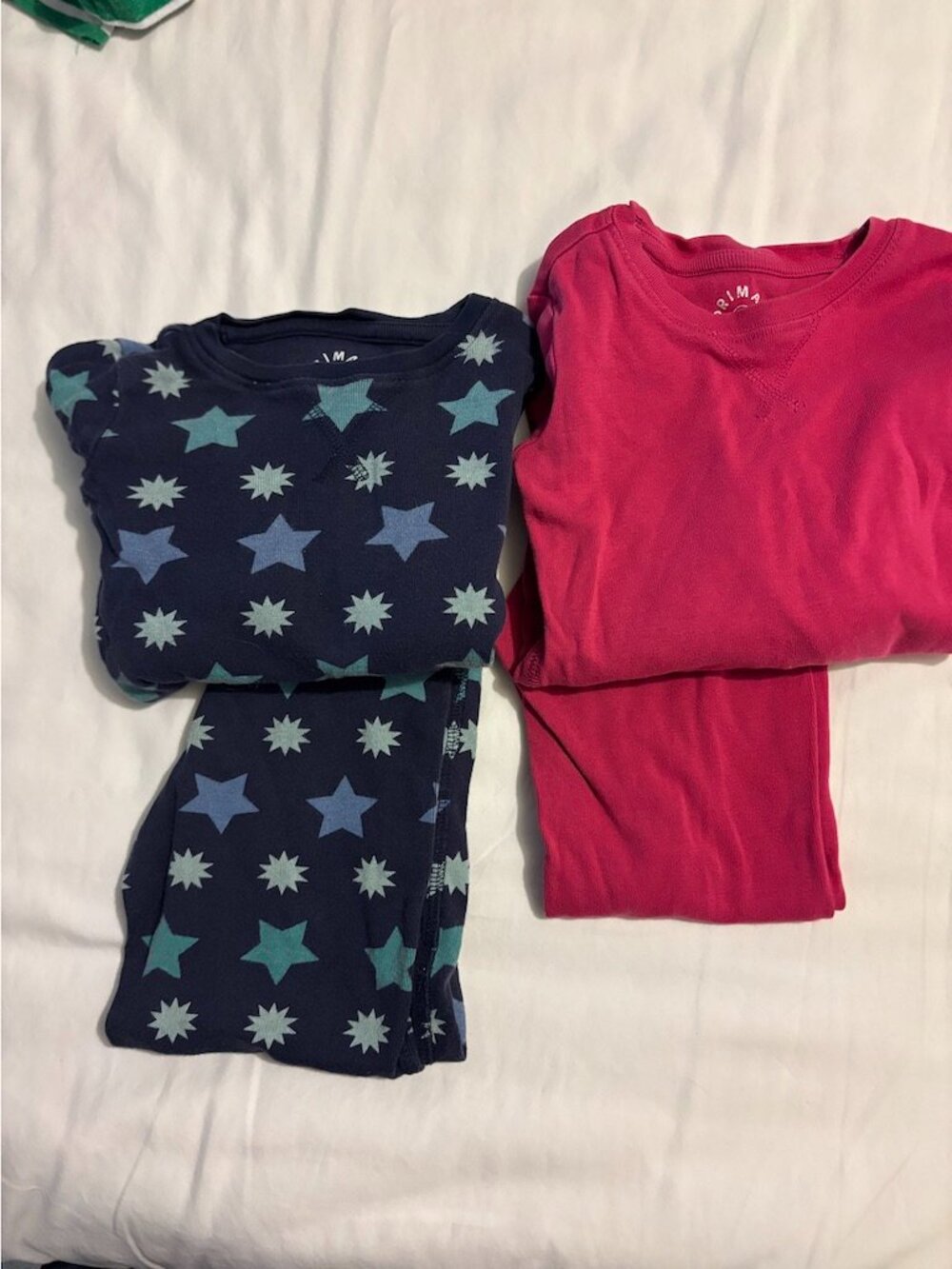 Primary pajamas - two sets - size 4-5 - GUC